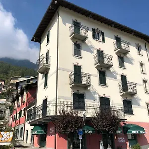  Appartamento Milcar Italia
